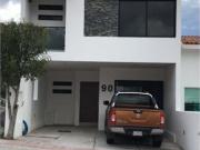 Casa en renta en Pedregal de Schoenstatt, Corregidora,...