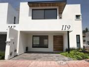 Casa en RENTA en Piamonte