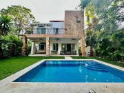 Casa en renta en Playacar