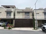 Casa en renta en Porto Cumbres, García, Nuevo León