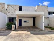 Casa en renta en Privada Arborettos en Santa Gertrudis...