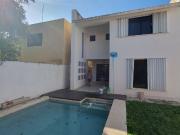 CASA EN RENTA EN PRIVADA CON EXCELENTE UBICACIÓN