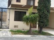 Casa en RENTA EN PRIVADA FUENTES DE ANAHUAC