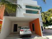 CASA EN RENTA EN PRIVADA LA ESPERANZA