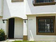 CASA EN RENTA EN PRIVADA PORTABELO, CULIACÁN ¡Lista para...