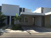 casa en renta en privada sin muebles | xcumpich, mérida,...