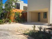 Casa en renta en Privada Toh, Yucatán Country Club