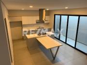 Casa en Renta en Privada Zoto Alba roja Tijuana DV BBD50