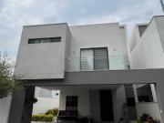 Casa en renta en Privalia Dominio Cumbres