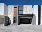 Casa en renta en Privanza Acacia