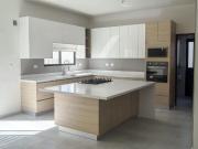 Casa en Renta en Privanzas del Campestre con Rec Planta Baja