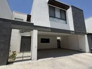 Casa en renta en Puerta de Hierro, Monterrey, Nuevo León
