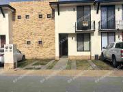 CASA EN RENTA EN PUERTA DE PIEDRA CORREGIDORA