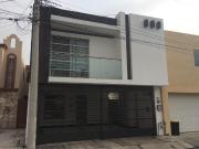 CASA EN RENTA EN PUERTA DEL NORTE ESCOBEDO