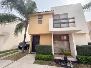 Casa en Renta en Real de Lago