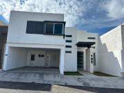 Casa en renta en Real de Torrecillas, Saltillo con...