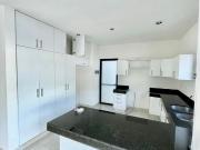 CASA EN RENTA EN REAL MONTEJO 3 RECAMARAS