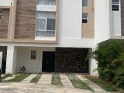 casa en renta en residencial arbolada, cancún