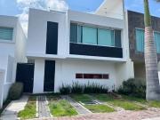 Casa en renta en Residencial el Refugio, Querétaro