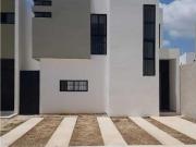 Casa en renta en Residencial Floresta, Mérida, Yucatán
