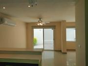 CASA EN RENTA EN RESIDENCIAL LA ESCONDIDA CASA EN RENTA EN RESIDENCIAL LA ESCONDIDA