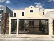 Casa en renta en Residencial Pensiones VII, Mérida, Yucatán
