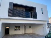 Casa en renta en Residencial Senderos, Torreón, Coahuila...