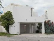 Casa en renta en Residencial Senderos, Torreón, Coahuila...