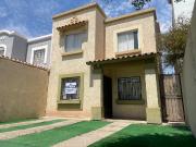 CASA EN RENTA EN RESIDENCIAL TOLEDO
