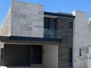 Casa en renta en Rincón de los Encinos, Saltillo,...