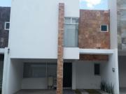 CASA EN RENTA EN RINCONADA ATLIXCÁYOTL ZONA CIUDAD JUDICIAL