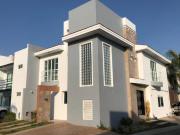 Casa en renta en Rinconada del Parque, Zapopan, Jalisco