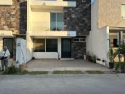 Casa en Renta en Rubí del Bajío, León, Guanajuato