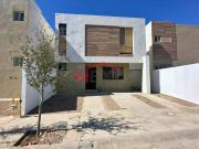 Casa en Renta en Saltillo, Real Ankara,, 3 recámaras,...
