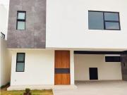 Casa en renta en San Gaspar Tlahuelilpan, Metepec, México