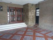 CASA EN RENTA EN SAN JERONIMO