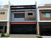 Casa en Renta en San Nicolas Alcatraces Residencial