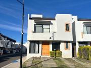 CASA EN RENTA EN SANTA FE JURIQUILLA QUERETARO