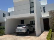 Casa en renta en Santa María Yaxché, Mérida, Yucatán