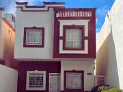 CASA EN RENTA EN SANTA MÓNICA – LAS TORRES