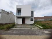 CASA EN RENTA EN SENDEROS DE MONTEVERDE COTO 5B 8