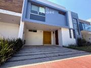 CASA EN RENTA EN SOLARES, ZAPOPAN