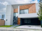 Casa en RENTA en Sonata Lomas de Angelopolis II, 4 recamaras