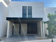 Casa en renta en temozon norte a estrenar