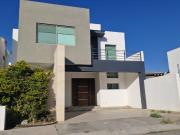Casa en renta en Tierra Santa Residencial, Saltillo,...