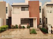 Casa en renta en Tixcacal, Mérida, Yucatán