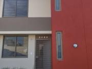 CASA EN RENTA EN TREBOLES