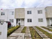 CASA EN RENTA EN TRES CANTOS, CON HAB EN PB
