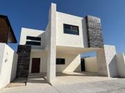 Casa en renta en Valle de Fontanna, Ramos Arizpe,...