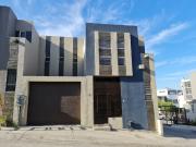 Casa en renta en Valle del Pedregal, Tijuana, Baja...